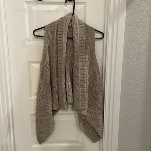Loft high/low snit vest. Never worn. No piling. Taupe colored. Size XS/S.